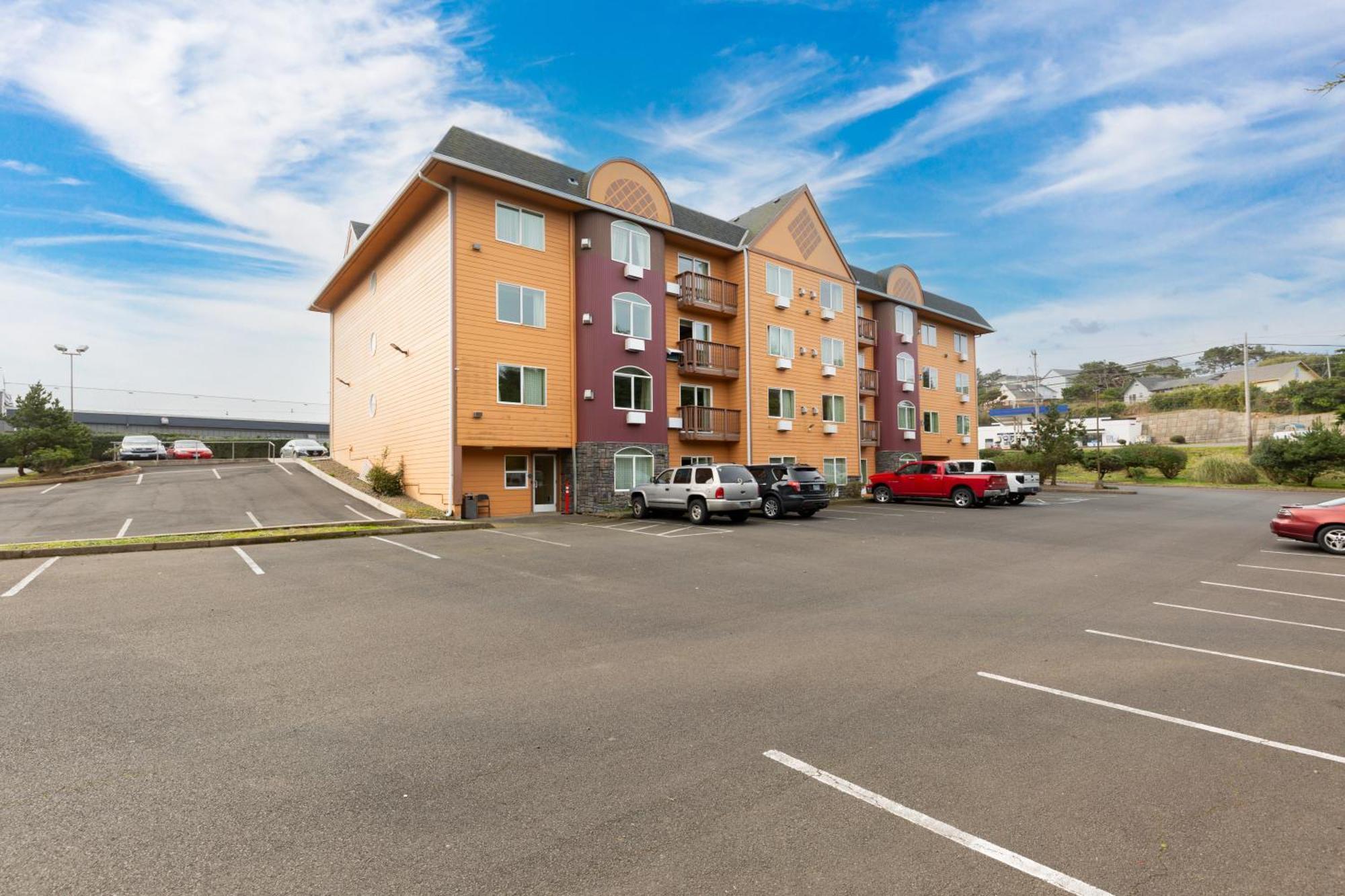 Palace Inn & Suites Lincoln City Ngoại thất bức ảnh
