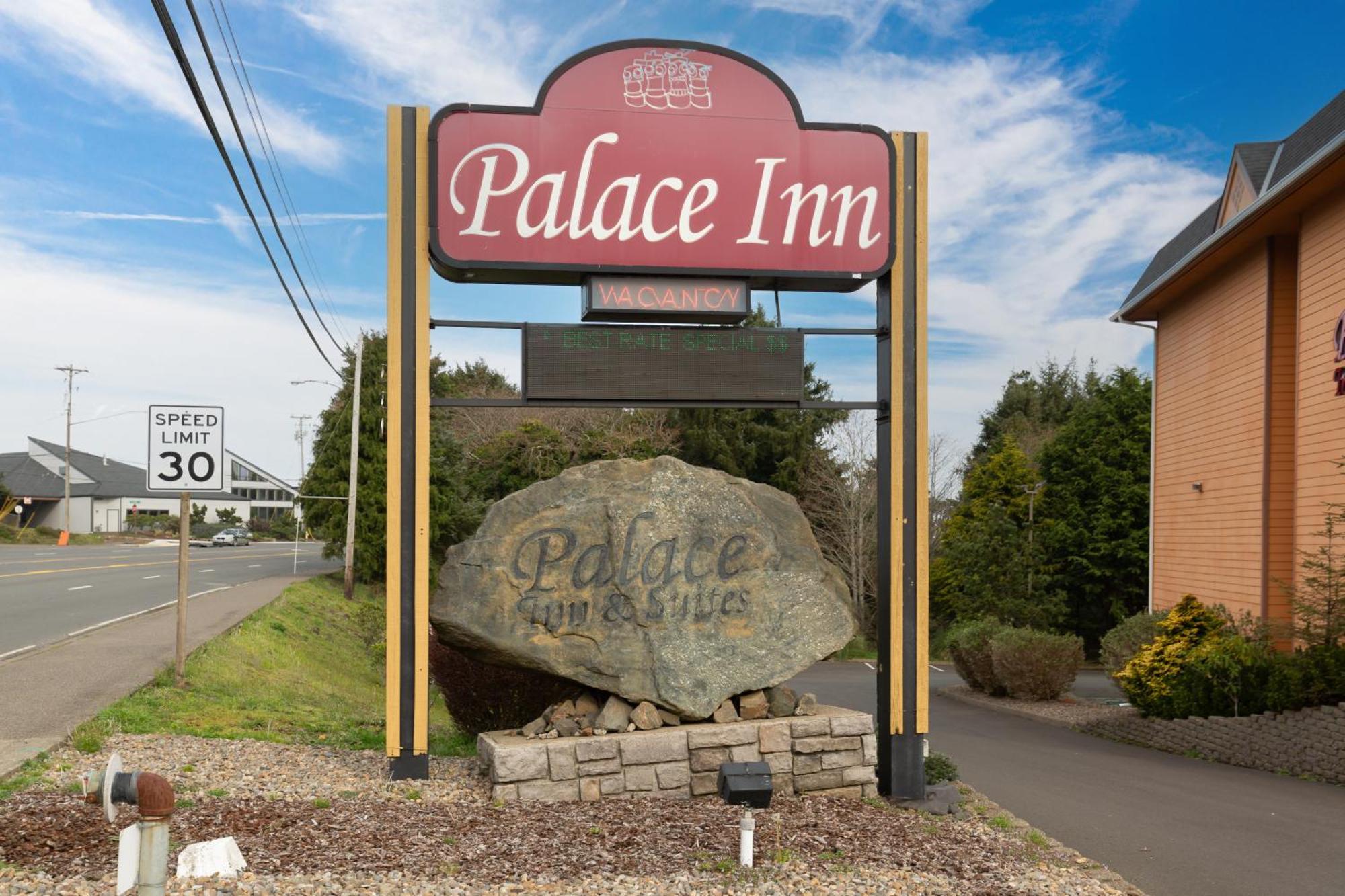 Palace Inn & Suites Lincoln City Ngoại thất bức ảnh