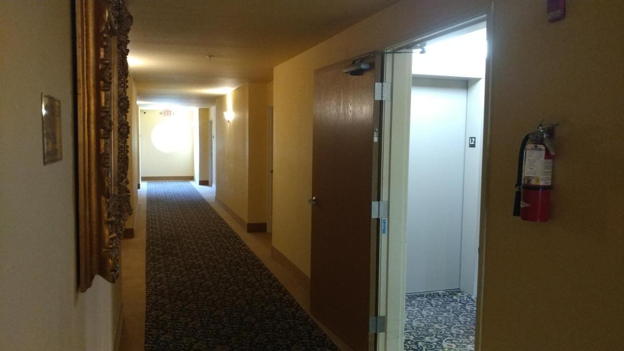 Palace Inn & Suites Lincoln City Ngoại thất bức ảnh