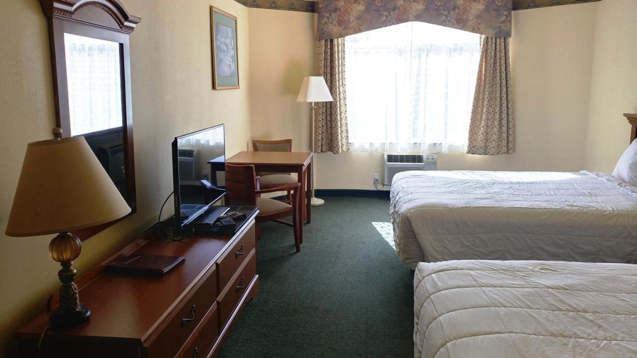 Palace Inn & Suites Lincoln City Ngoại thất bức ảnh