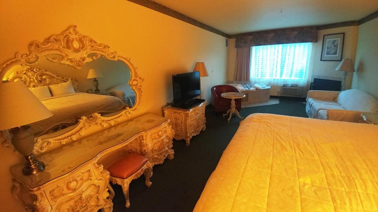 Palace Inn & Suites Lincoln City Ngoại thất bức ảnh
