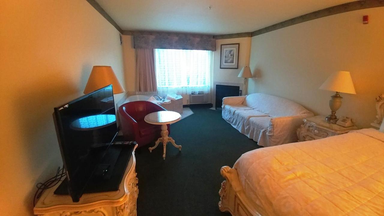 Palace Inn & Suites Lincoln City Ngoại thất bức ảnh