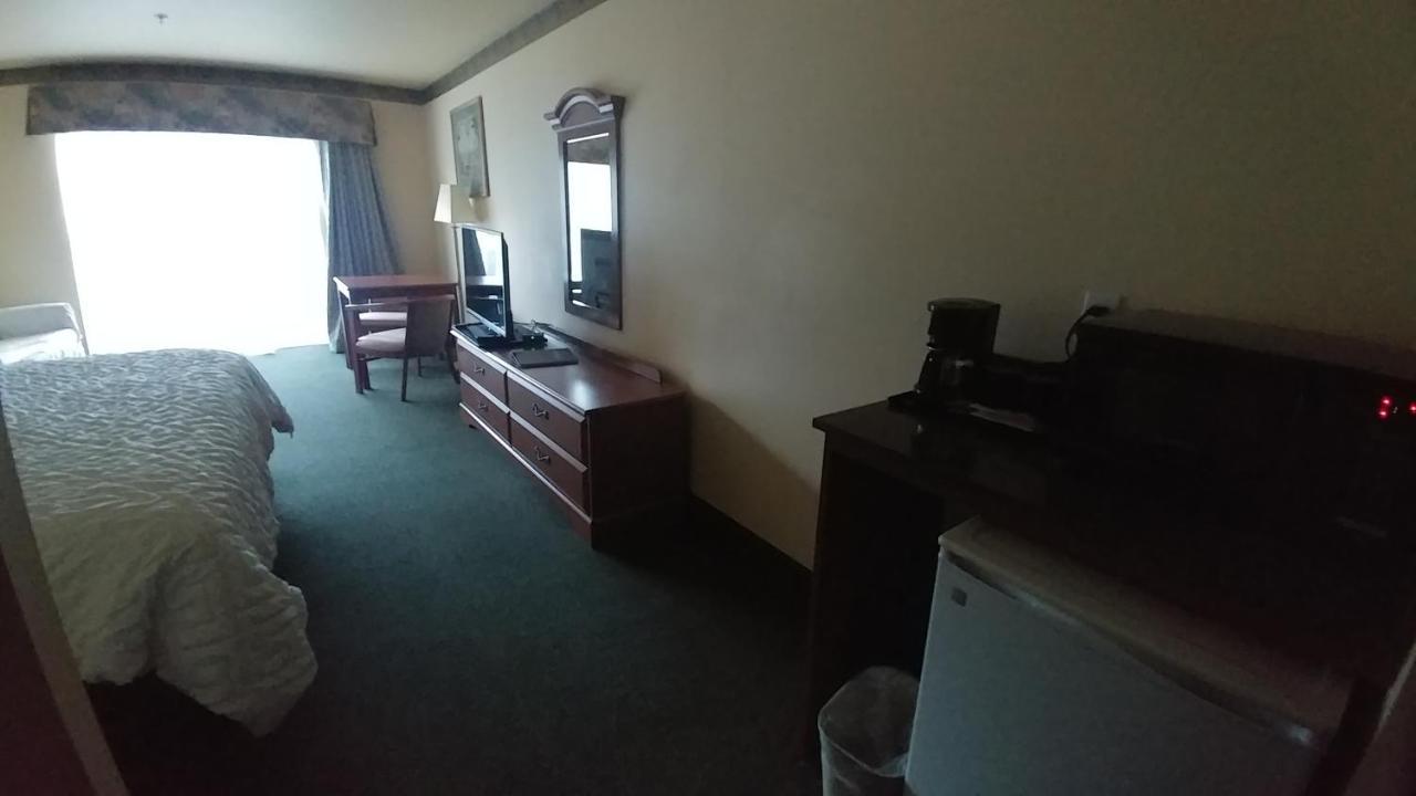 Palace Inn & Suites Lincoln City Ngoại thất bức ảnh