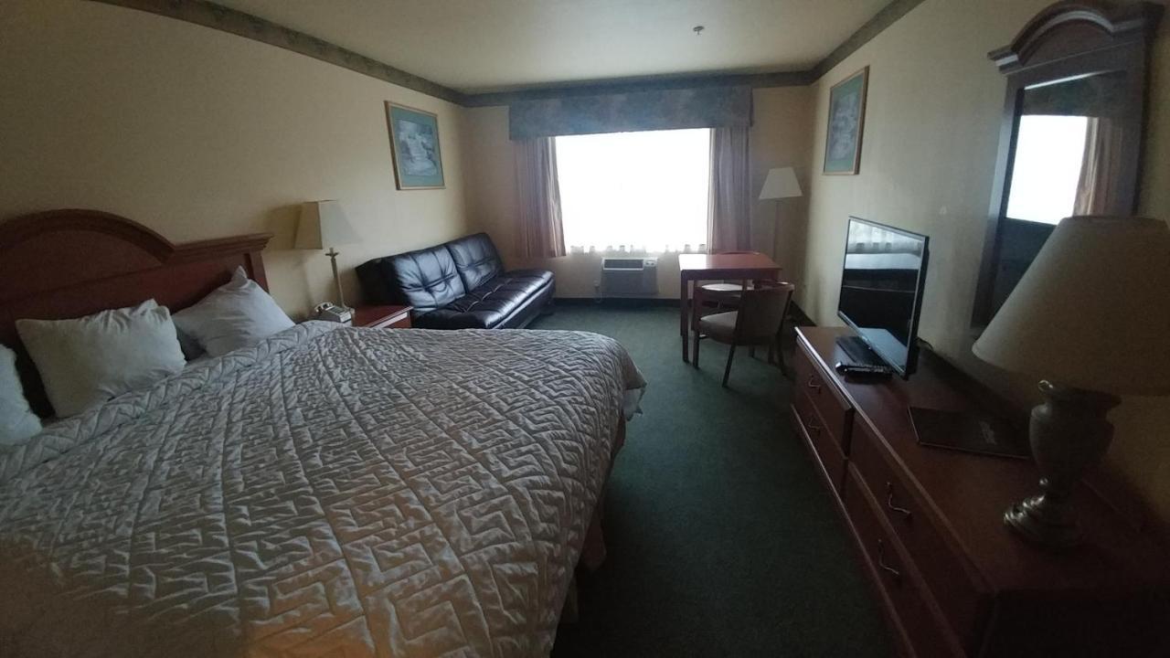 Palace Inn & Suites Lincoln City Ngoại thất bức ảnh